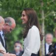  Kate Middleton, accueillie par des membres du Bletchley Park Trust, a procédé le 18 juin 2014 à la réouverture officielle de Bletchley Park, ancien centre de décryptage pendant la Seconde Guerre mondiale, après travaux de rénovation. 