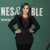 Demi Lovato fait la promotion de son nouveau livre "Staying Strong 365 Days A Year" à "Barnes & Noble" à Los Angeles, le 23 novembre 2013.