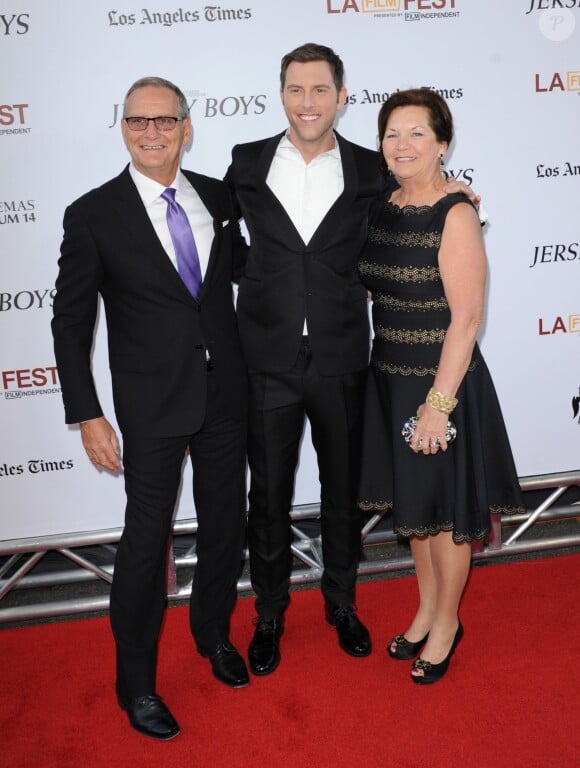 Michael Lomenda et ses parents lors de l'avant-première du film Jersey Boys à Los Angeles le 19 juin 2014
