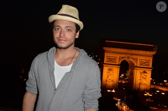 Exclusif - Kev Adams sur la terrasse du Publicis lors du 3ème Champs-Elysées Film Festival à Paris, le 13 juin 2014.