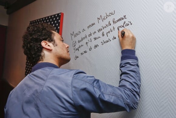 Exclusif - Kev Adams inaugure le 1er Comédie Club qui porte son nom, "Quai du Rire Comédie Club Espace Kev Adams" à Marseille le 30 mai 2014.