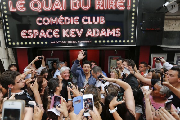 Exclusif - Kev Adams inaugure le 1er Comédie Club qui porte son nom, "Quai du Rire Comédie Club Espace Kev Adams" à Marseille le 30 mai 2014.
