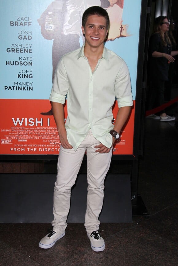 Billy Unger - Première du film "Wish I was Here" à Los Angeles, le 23 juin 2014.