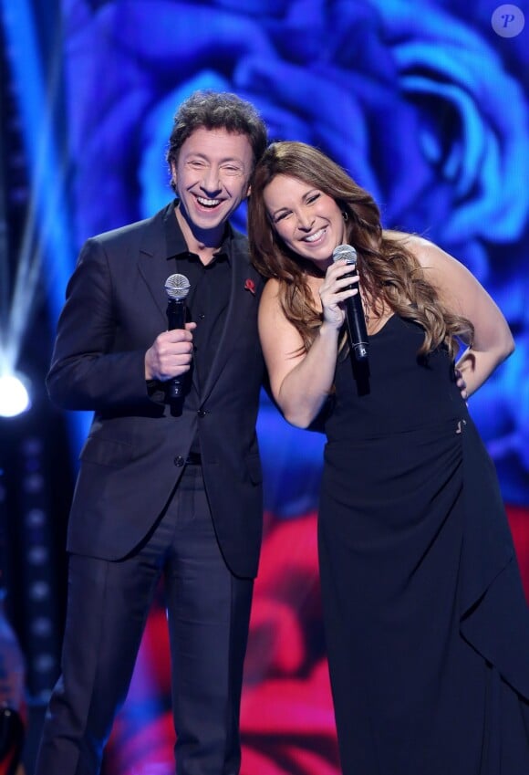 Exclusif - Stéphane Bern et Hélène Segara lors de l'enregistrement au Théâtre Marigny de l'émission "Toute la télé chante pour le Sidaction" à Paris, le 22 mars 2013. 