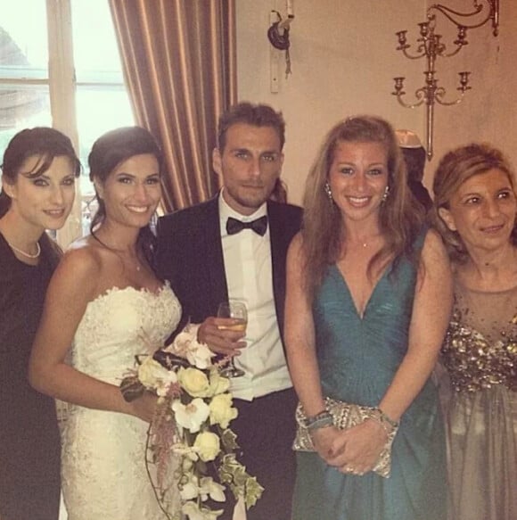 Linda a posté des photos du mariage de son fils Alexandre sur son compte Twitter. Le 7 juillet 2014.