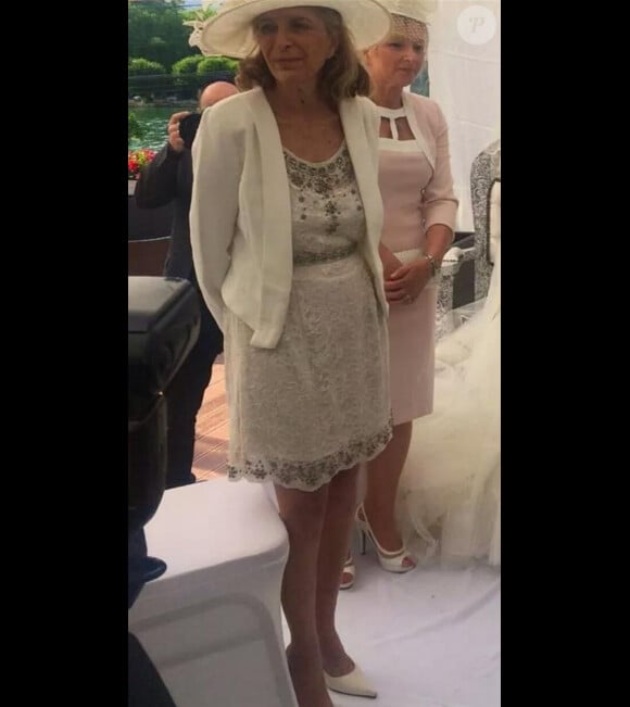 Linda, sublime au mariage de son fils Alexandre. Le 7 juillet 2014.