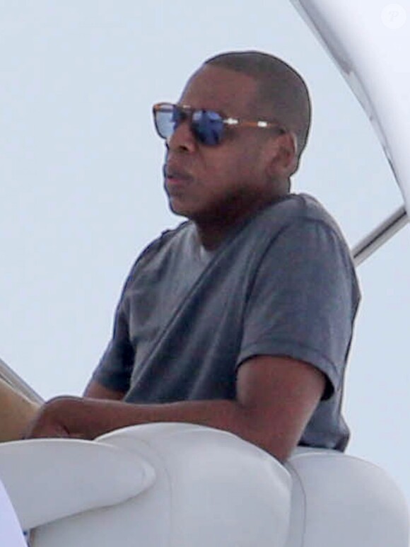 Exclusif - Beyoncé, Jay Z et leur fille Blue Ivy sur un magnifique yacht à Miami, le 27 juin 2014.