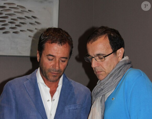 Bernard Montiel et Thierry Beccaro lors du 1er Festival du Film Vietnamien de Saint-Malo, le 5 juillet 2014.