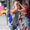 La sculpturale Candice Swanepoel reste active même lors de son jour off. Le top de 25 ans est allé faire du sport à New York le 9 juillet 2014