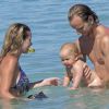 Ivan Rakitic et sa femme Raquel Mauri avec leur fille Althea (1 an) en vacances à Ibiza le 4 juillet 2014.