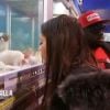 Nabilla à l'animalerie dans Allô Nabilla 2, sur NRJ12, le vendredi 11 juillet 2014