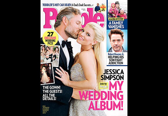 Jessica Simpson et son mari Eric Johnson, jeunes mariés radieux en couverture du magazine People.