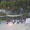 Vue générale de la réception organisée avant le mariage d'Adam Levine et Behati Prinsloo en présence de leur famille et des leurs amis sur la plage du El Dorado Golf & Beach Club à Los Cabos, le 18 juillet 2014, la veille de leur mariage.