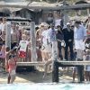 Le chanteur Bono et sa femme Ali Hewson au Club 55 plage de Pampelonne à Ramatuelle, le 24 juillet 2014.