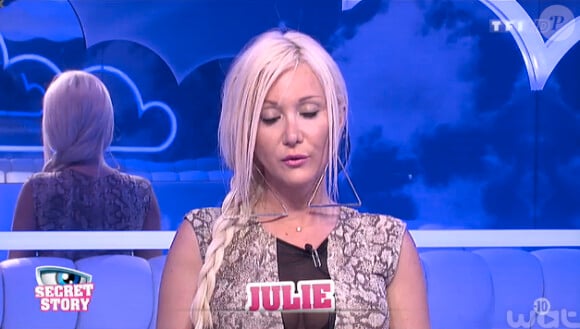 Julie dans la quotidienne de Secret Story 8, sur TF1, le mardi 29 juillet 2014