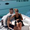 Robin Van Persie et sa jolie Bouchra au large de Formentera, le 29 juillet 2014