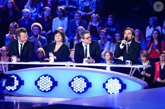 Nouvelle Star saison 10, en février 2014, avec un jury composé de Sinclair, Maurane, Olivier Bas et André Manoukian.
