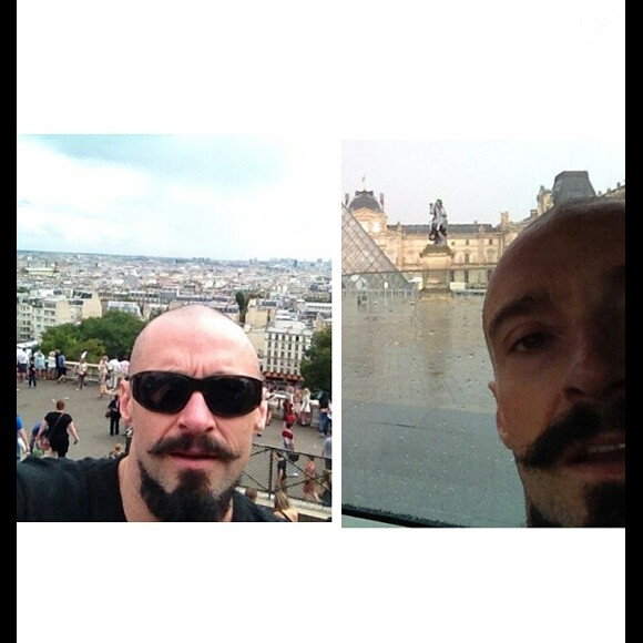 Hugh Jackman en vacances à Paris au mois d'août 2014 : un touriste enthousiaste !