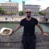 Hugh Jackman en vacances à Paris au mois d'août 2014 : il profite de Paris Plage