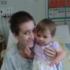 Vivian Waller - ici avec sa fille Sophie -, une Néo-Zélandaise atteinte de trois cancers en phase terminale, a lancé une page Facebook pour raconter son histoire, diffuser quelques photos et des messages d'espoir.