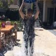 Chloe Moretz participe au Ice Bucket Challenge le 15 août 2014.