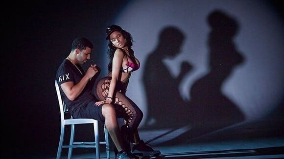 Nicki Minaj : Lap dance torride pour Drake dans le clip d'Anaconda