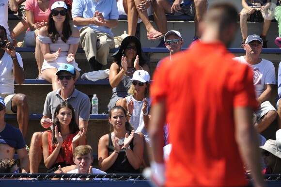 La chanteuse Pauline assiste au match de son compagnon Benoît Paire dans les tribunes de Flushing Meadows à l'occasion de l'US Open, le 25 août 2014