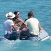 Liv Tyler en vacances avec son compagnon Dave Gardner et son fils Milo à Formentera, le 25 août 2014.