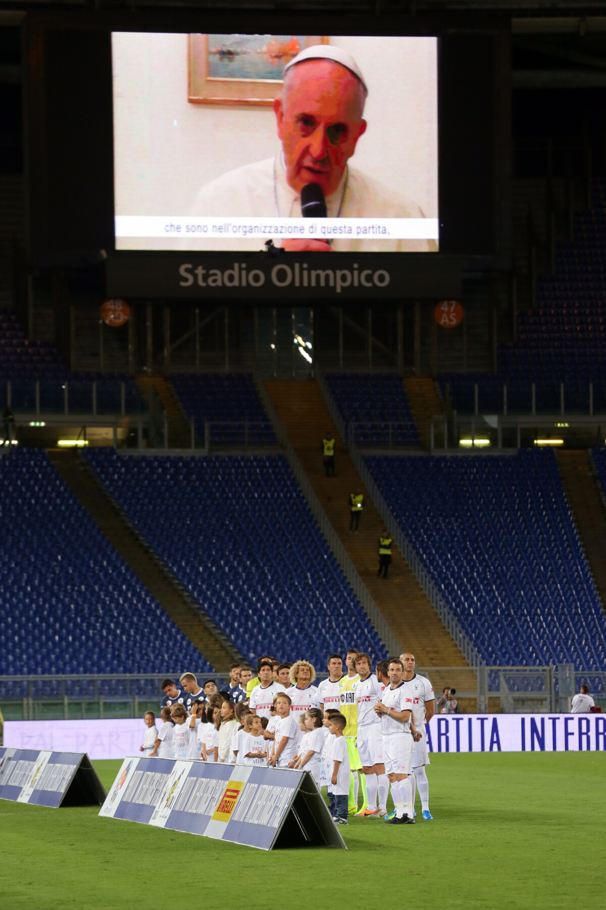 Photo : Le Pape François - Match De Football Interreligieux Pour La ...