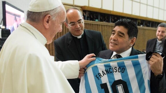 Pape François: Avec Diego Maradona et des stars de foot pour sa grande rencontre