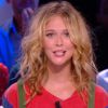 La nouvelle Miss météo du Grand Journal de Canal+, Raphaëlle Dupire, soutenue par Doria Tillier pour sa grande première. Le 25 août 2014.
