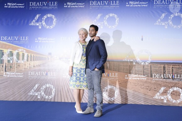 Helen Mirren, Manish Dayal - Photocall du film "Les recettes du Bonheur" lors du 40e Festival du cinéma américain de Deauville le 6 septembre 2014.