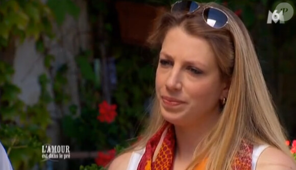 Emeline est plus que jamais amoureuse d'Aurélien - "L'amour est dans le pré 2014" sur M6. Première partie du bilan. Le 8 septembre 2014.