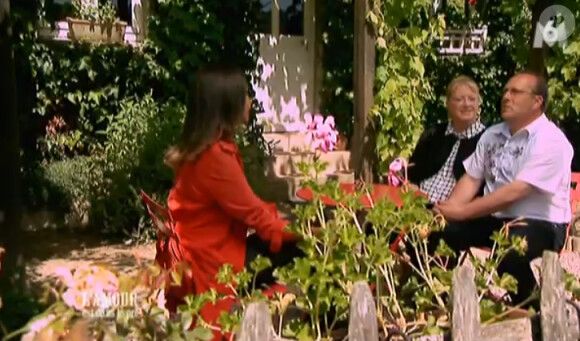 Thierry est plus heureux que jamais avec sa nouvelle compagne Véronique - "L'amour est dans le pré 2014" sur M6. Première partie du bilan. Le 8 septembre 2014.