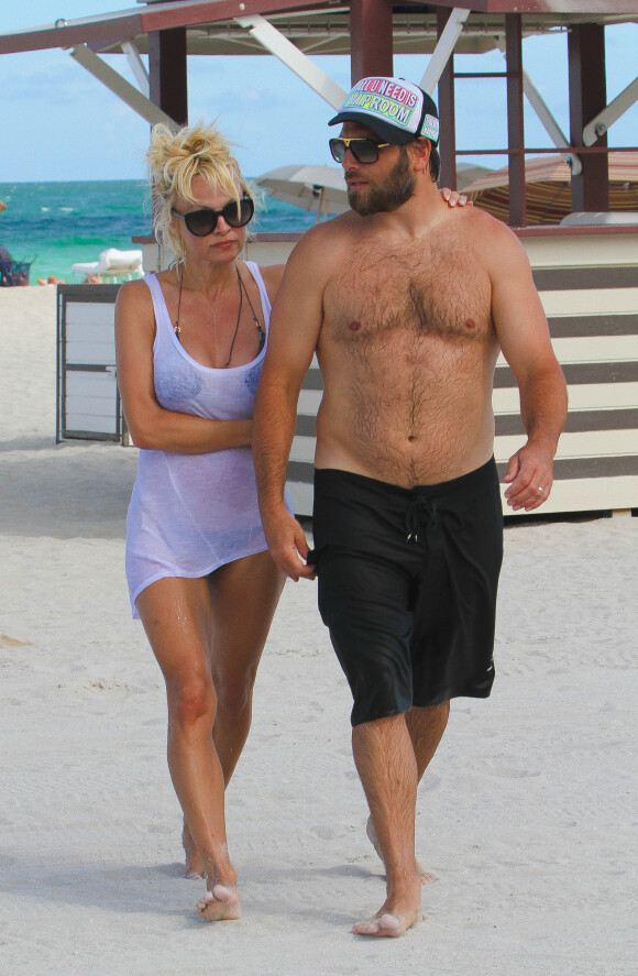 Pamela Anderson et Rick Salomon à Miami Beach, le 5 septembre 2014.