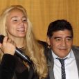 Diego Maradona et sa jeune Rocio Oliva à Buenos Aires, le 13 juin 2013