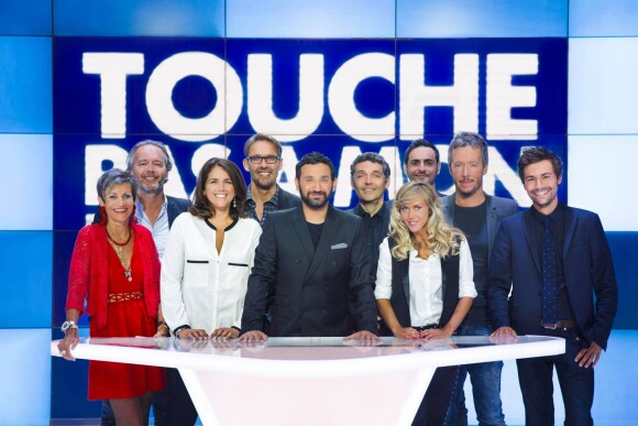 Toute la bande de "Touche pas à mon poste" pour la rentrée 2014.