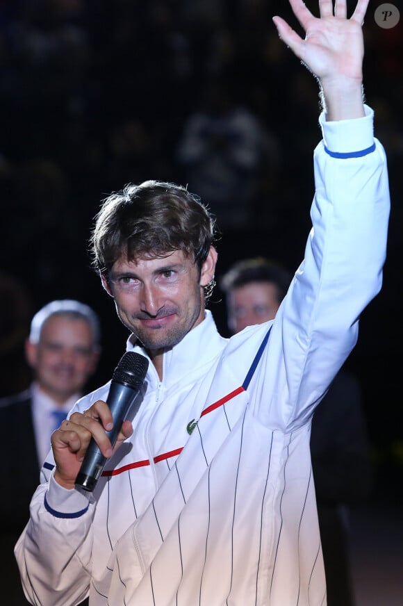 Un hommage a été rendu au joueur de tennis espagnol Juan Carlos Ferrero pour l'ensemble de sa carriere lors de l'Open 500 à Valence. A cette occasion, le tennisman a annonce son retrait de la competition. Le 24 octobre 2012. 