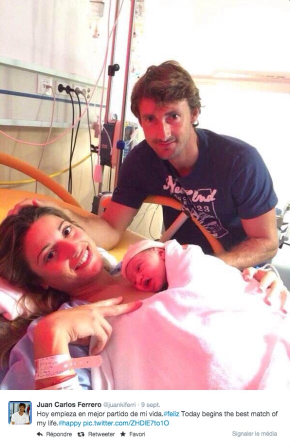 Juan Carlos Ferrero et Eva Gil après la naissance de leur fille Vega le 9 septembre 2014.