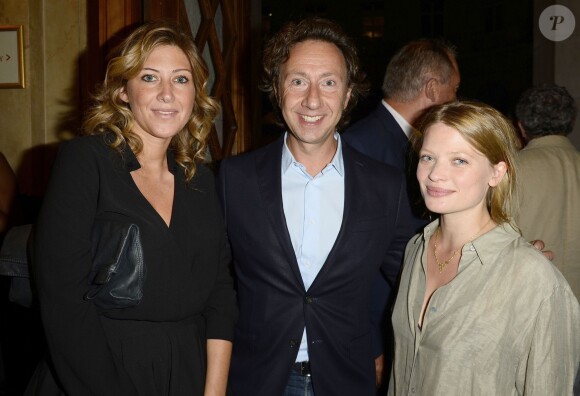 Amanda Sthers, Stéphane Bern et Mélanie Thierry - Générale de la pièce "Un dîner d'adieu" au Théâtre Edouard Vll à Paris le 15 septembre 2014.