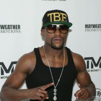 Floyd Mayweather : Une addition à 25 000 dollars et une serveuse sur le carreau