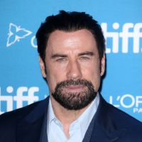 John Travolta s'exprime sur les rumeurs d'homosexualité et la mort de son fils