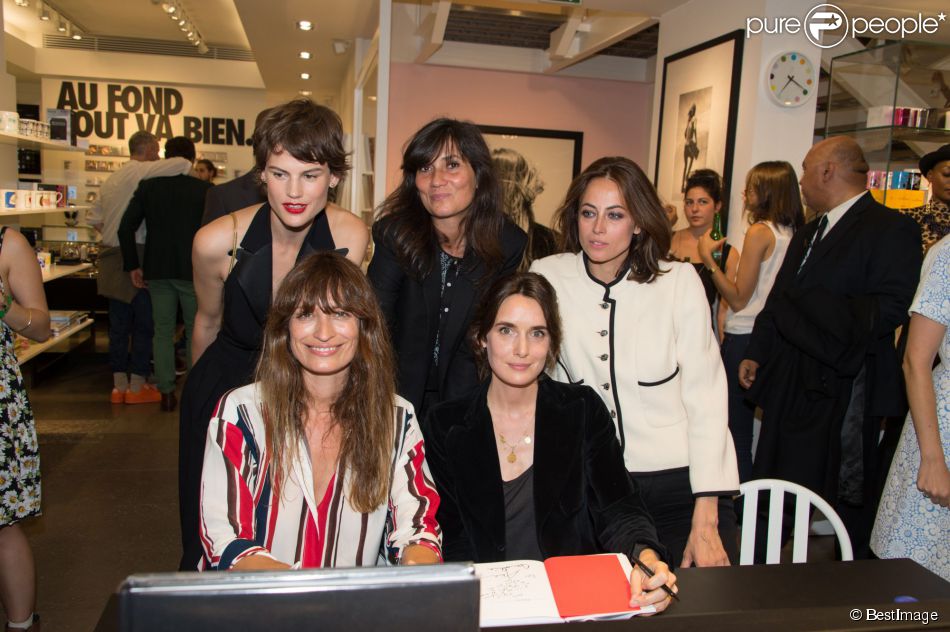  Saskia de Brauw, Emmanuelle Alt, Caroline de Maigret, Sophie Mas et Anne Berest lancent la Vogue Fashion Night Out 2014 chez colette. Paris, le 16 septembre 2014. 