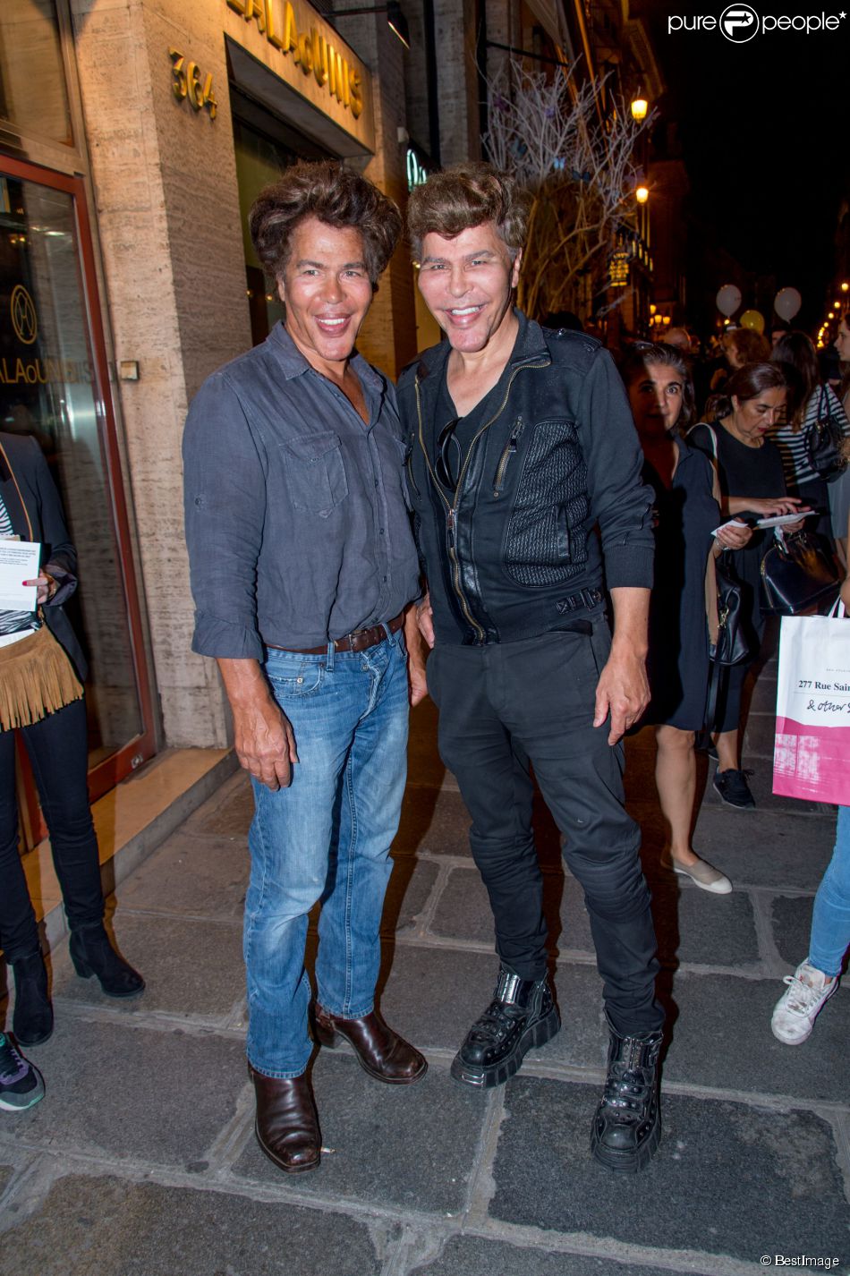 Igor et Grichka Bogdanoff lors de la Vogue Fashion Night Out 2014 &amp;agrave; Paris, le 16 septembre 2014. 