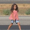 Semi-Exclusif - Jennifer Lopez a pris un vol privé avec ses enfants à l'aéroport de Los Angeles, le 15 septembre 2014. Ici la fille de la star