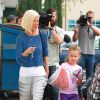 Tori Spelling emmène sa fille Stella à la salle de sport tandis qu'elle tourne sa télé-réalité, le 20 septembre 2014 à Studio City.