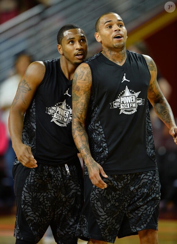 Trey Songz et Chris Brown lors du match de basket-ball caritatif Power 106 All-Star à l'USC Galen Center. Los Angeles, le 21 septembre 2014.