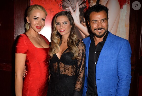 Clara Morgane, Muratt Atik et sa femme Joanna lors du lancement du calendrier 2015 de Clara Morgane au "Pink Paradise" à Paris, le 23 septembre 2014