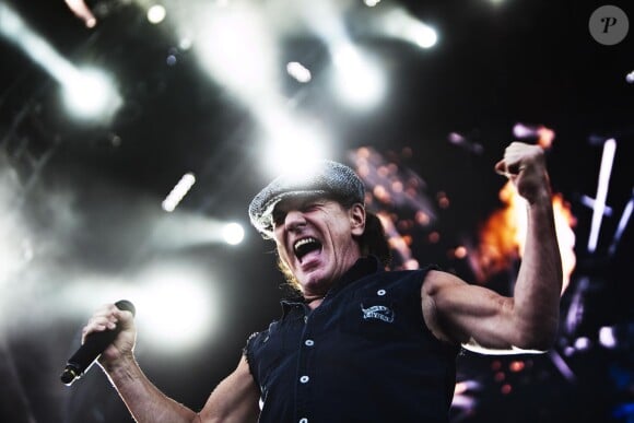 Brian Johnson de AC/DC en concert à Stockholm le 3 juin 2010. 