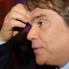 Bernard Tapie lors d'un dîner de la République à Paris, le 9 décembre 2010